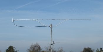 23 cm yagi with 44 elements.